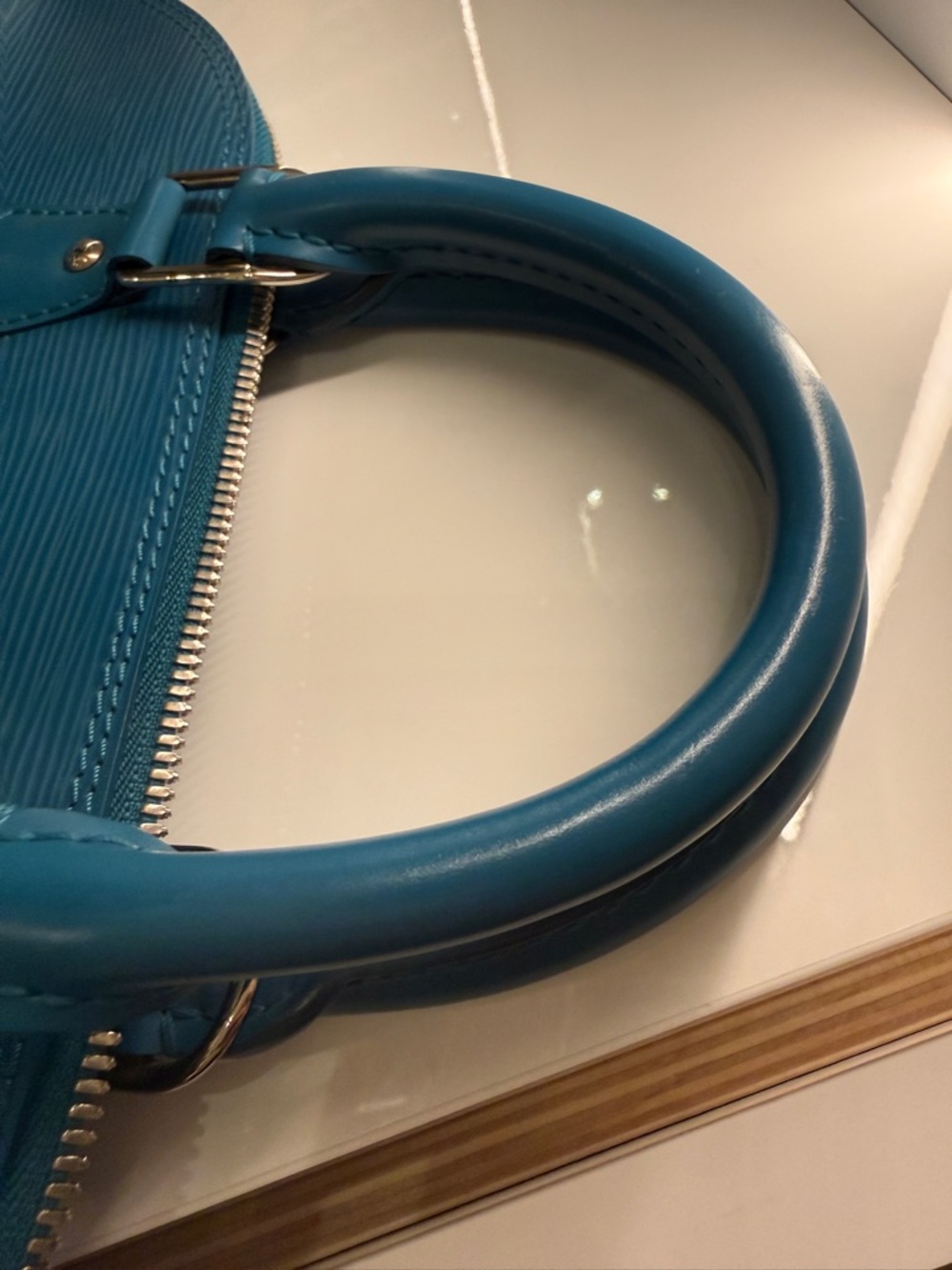 Louis Vuitton Alma Epi Leather PM Handbag - Picture 9 of 11